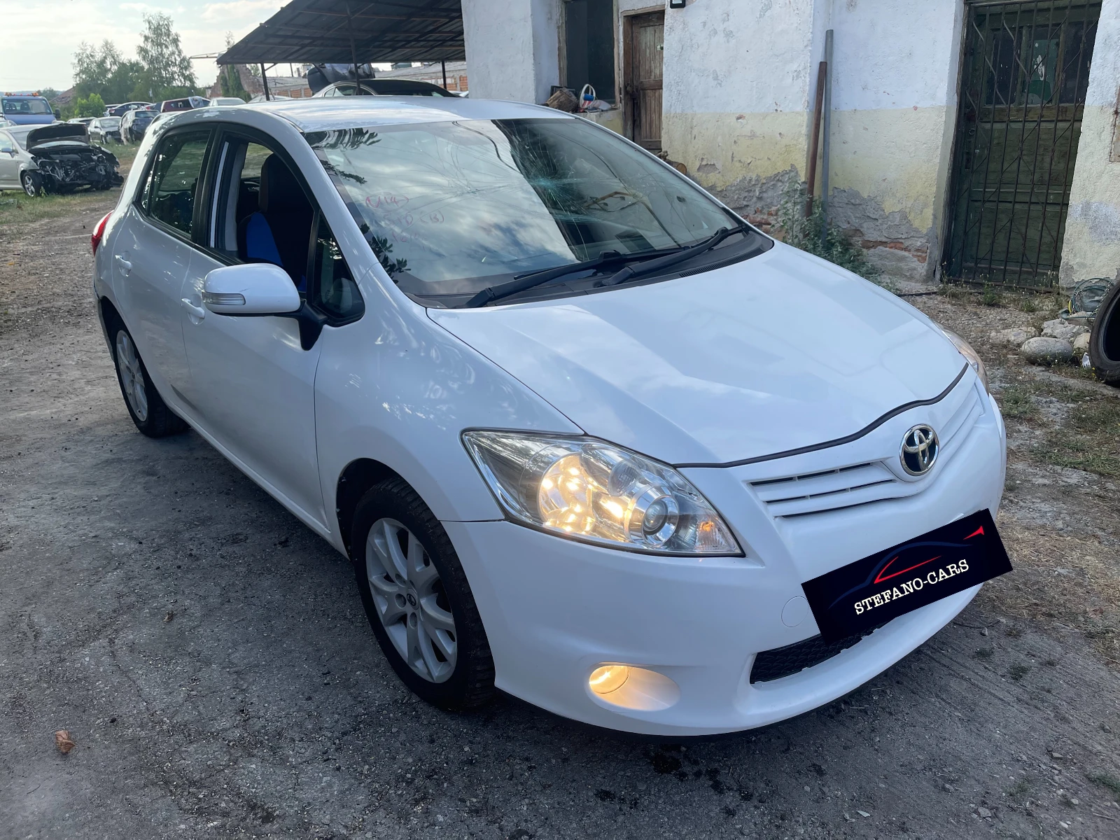 Toyota Auris 1.6 Valvematic 132к.с НА ЧАСТИ НАВИГАЦИЯ - изображение 4