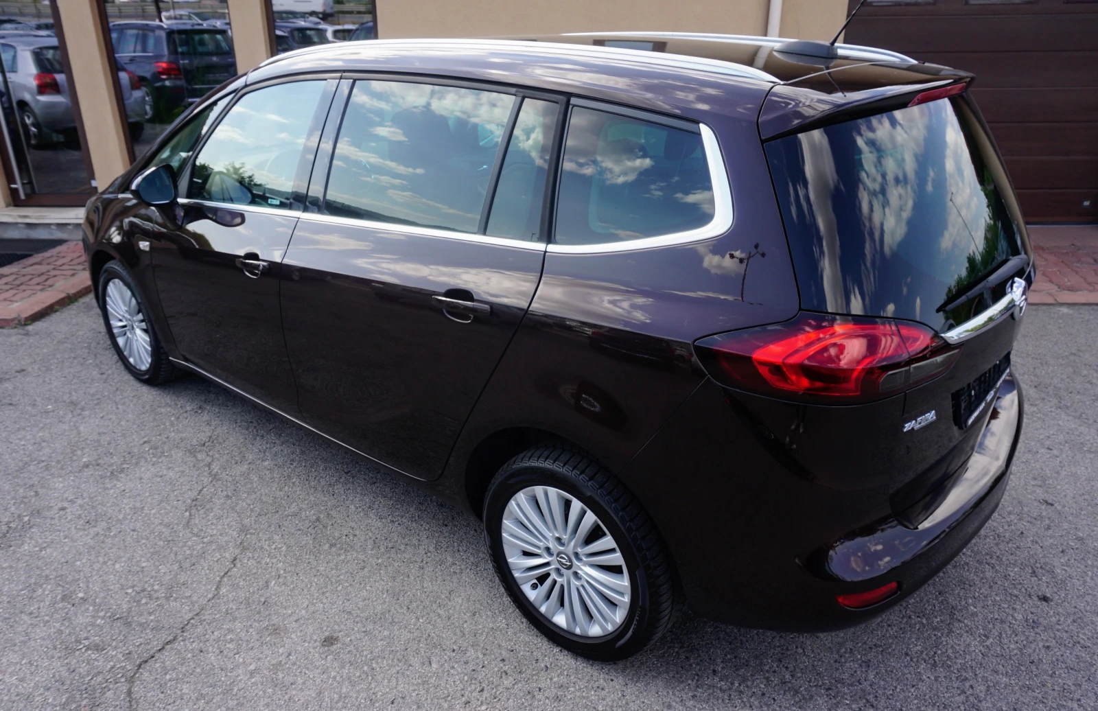 Opel Zafira TOURER 1.4i GPL COSMO  - изображение 4