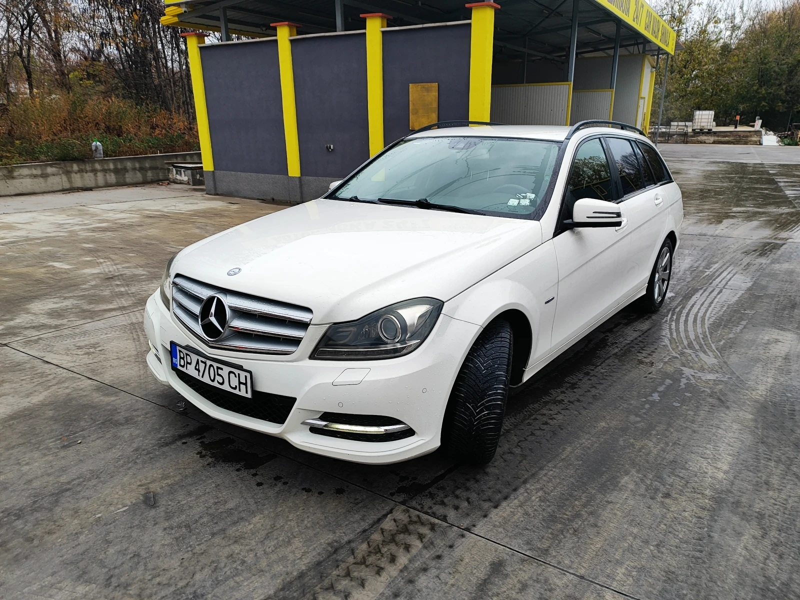 Mercedes-Benz C 200  - изображение 8
