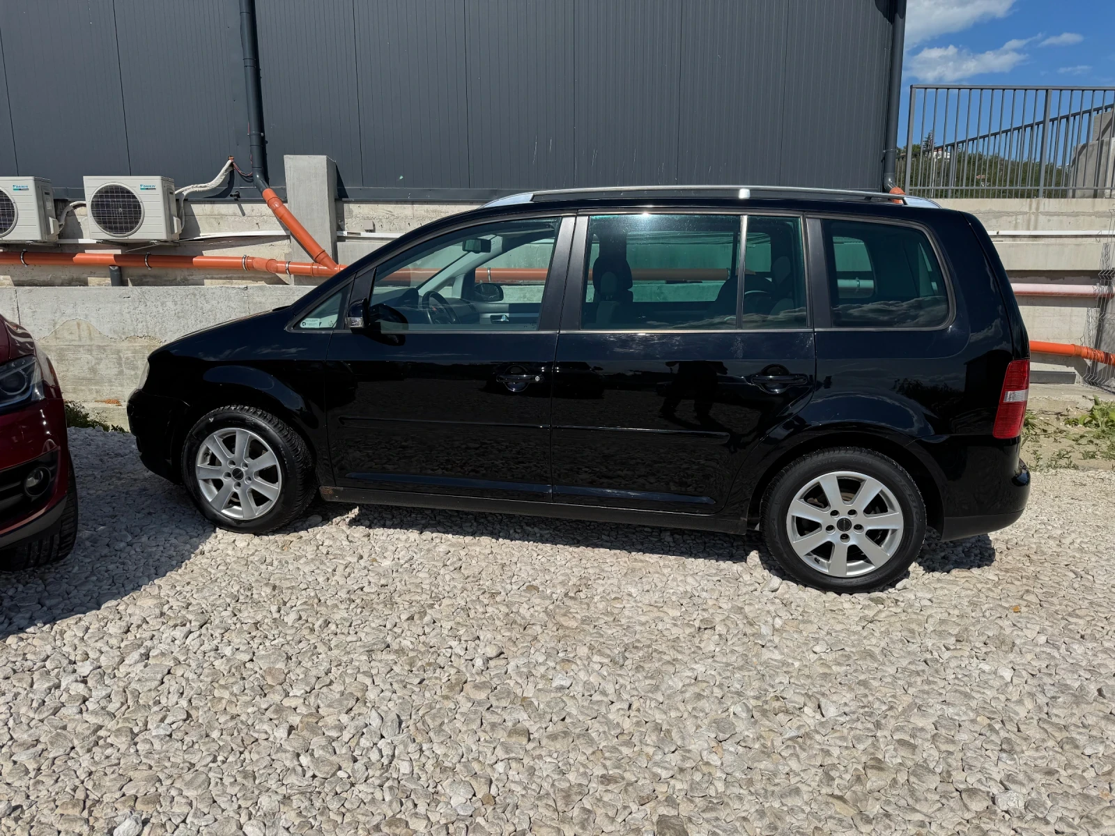VW Touran  - изображение 3