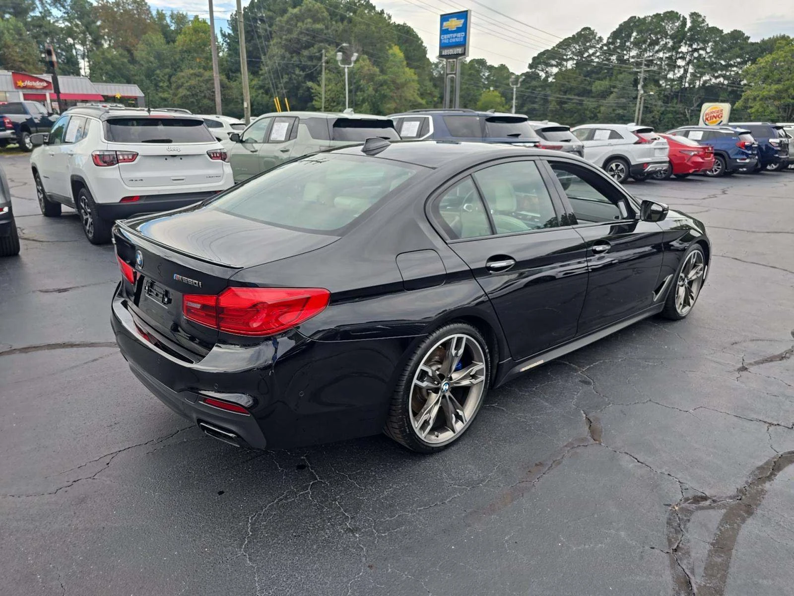 BMW 550 M550* M-PACK* МАСАЖ* ДИСТРОНИК* HEADUP* 360* B&W*  - изображение 4