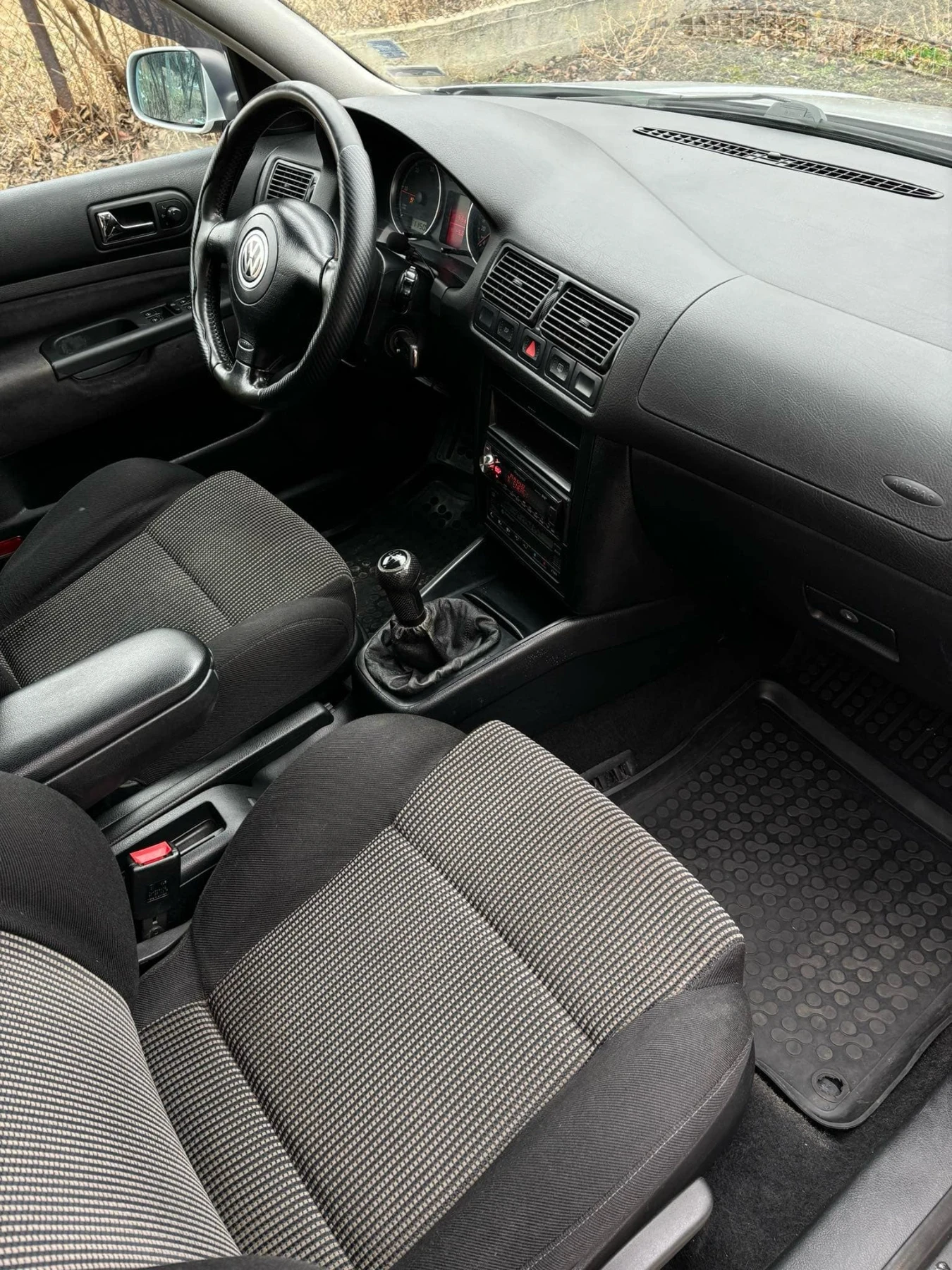 VW Golf  - изображение 7