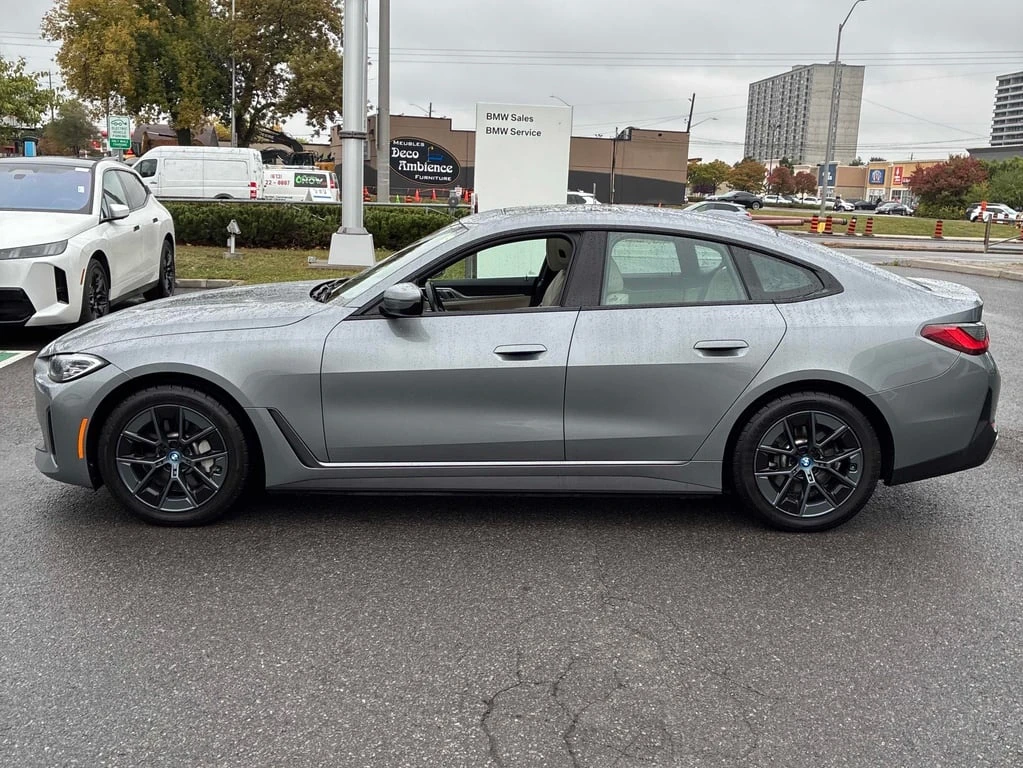 BMW i4 * eDrive40 * CARFAX *    | Mobile.bg   3