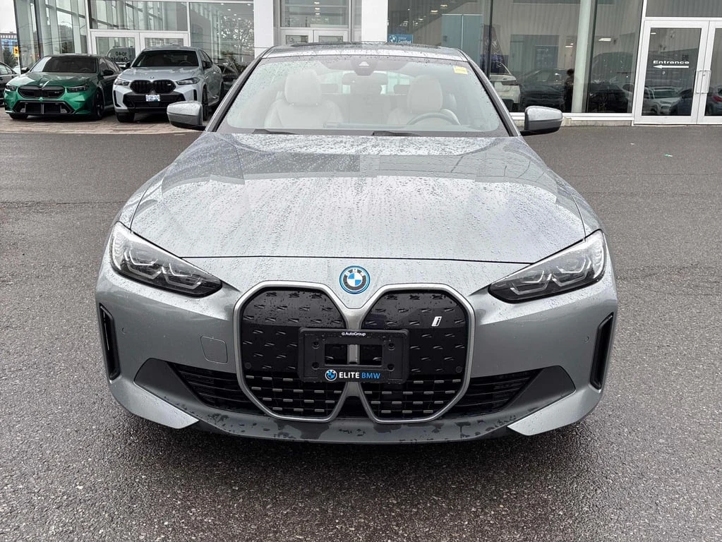 BMW i4 * eDrive40 * CARFAX *    | Mobile.bg   1