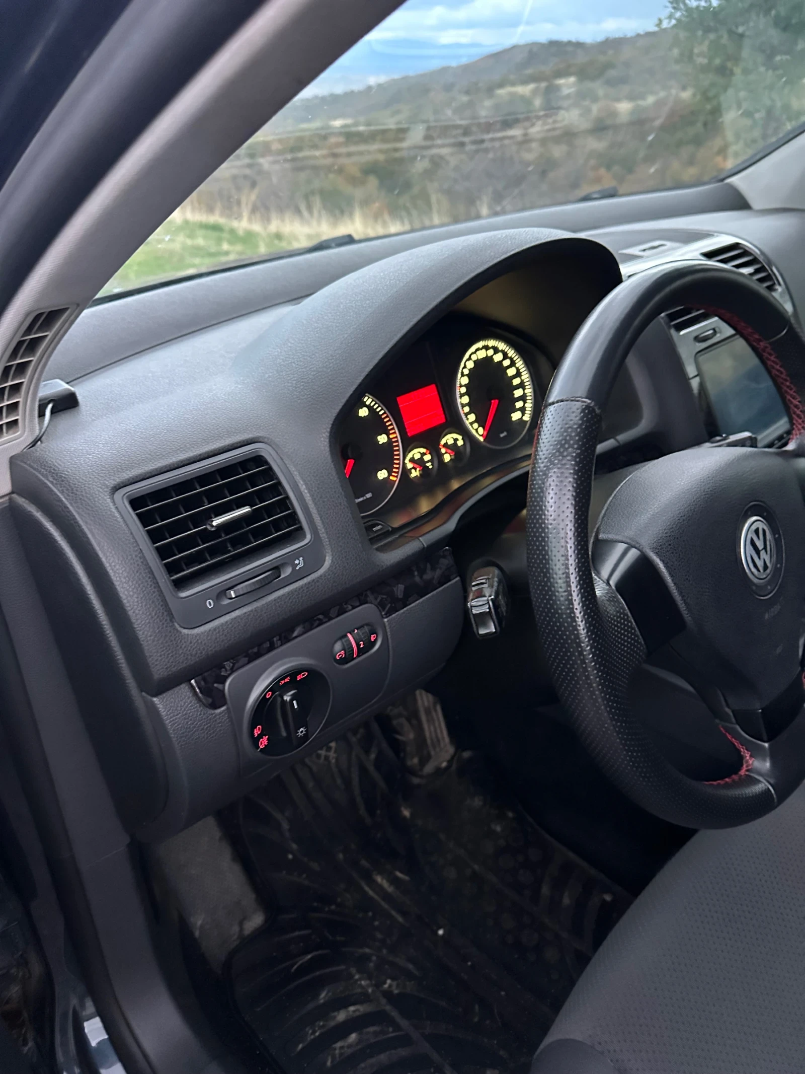 VW Golf | Mobile.bg   6