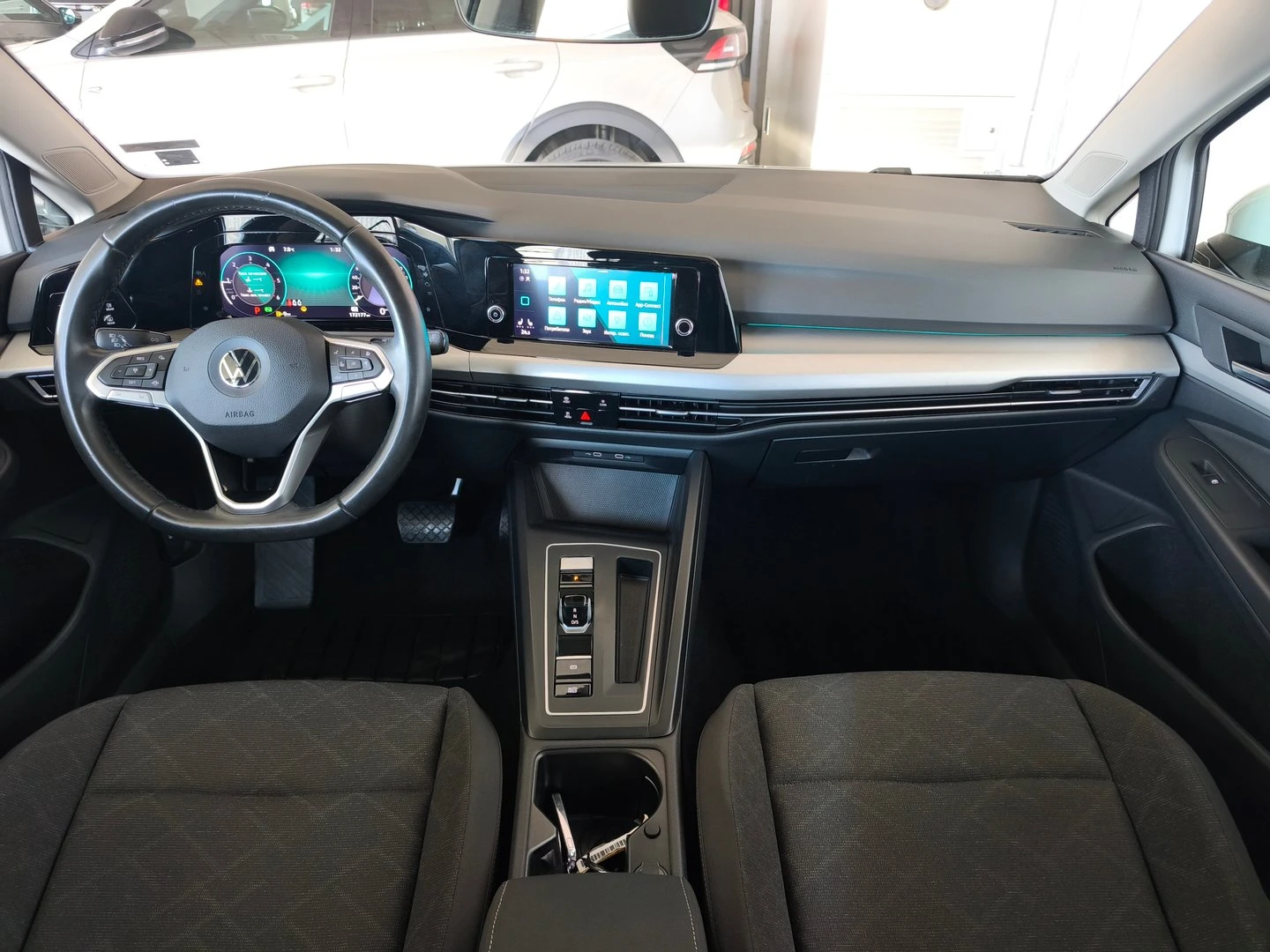 VW Golf Variant 8 Life 2.0 TDI SCR DSG | Mobile.bg � ����������� 4