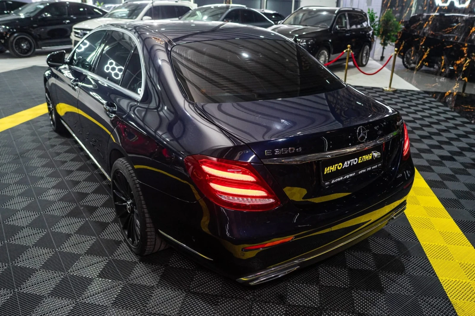 Mercedes-Benz E 350 D 4MATIC SPORT PACK LED DIGITAL HUD ЛИЗИНГ 100%, снимка 7 - Автомобили и джипове - 54039096