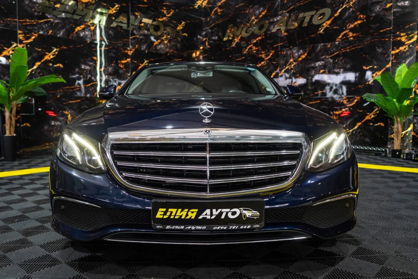 Mercedes-Benz E 350 D 4MATIC SPORT PACK LED DIGITAL HUD ЛИЗИНГ 100%, снимка 3 - Автомобили и джипове - 54039096