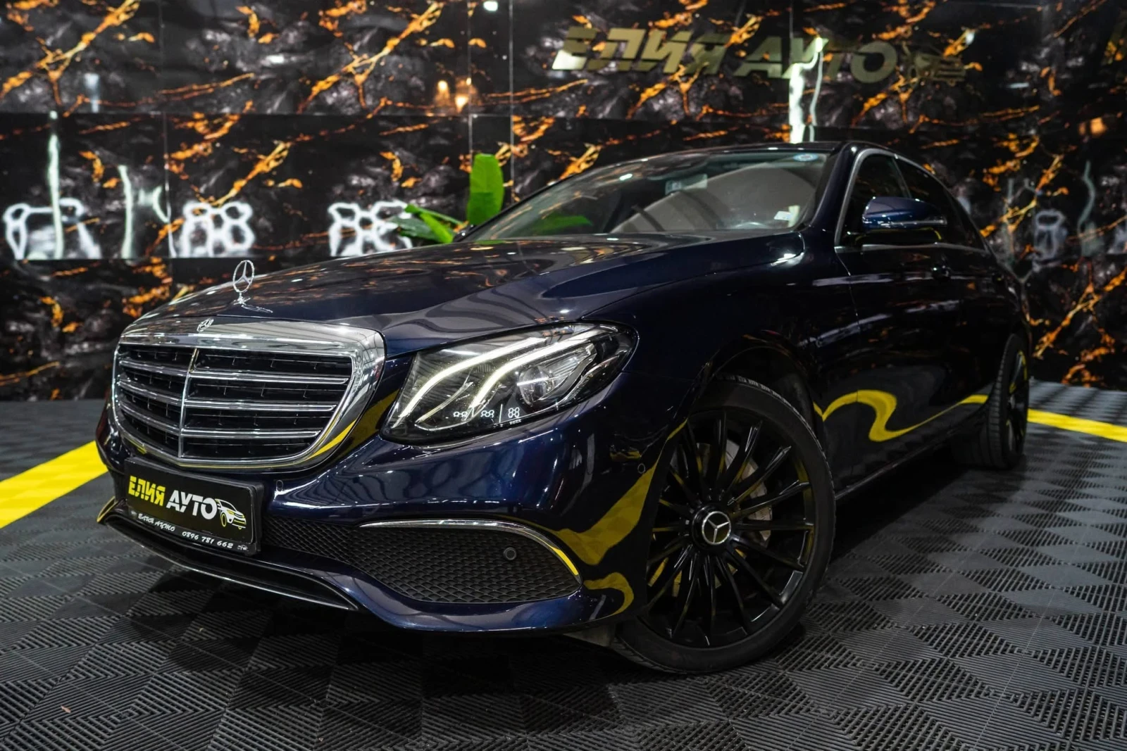 Mercedes-Benz E 350 D 4MATIC SPORT PACK LED DIGITAL HUD ЛИЗИНГ 100%, снимка 4 - Автомобили и джипове - 54039096