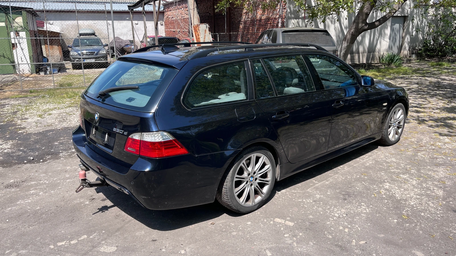 BMW 530 xd Edition M Paket Lci SoftClose Keyless Pano CiC , снимка 4 - Автомобили и джипове - 54366656