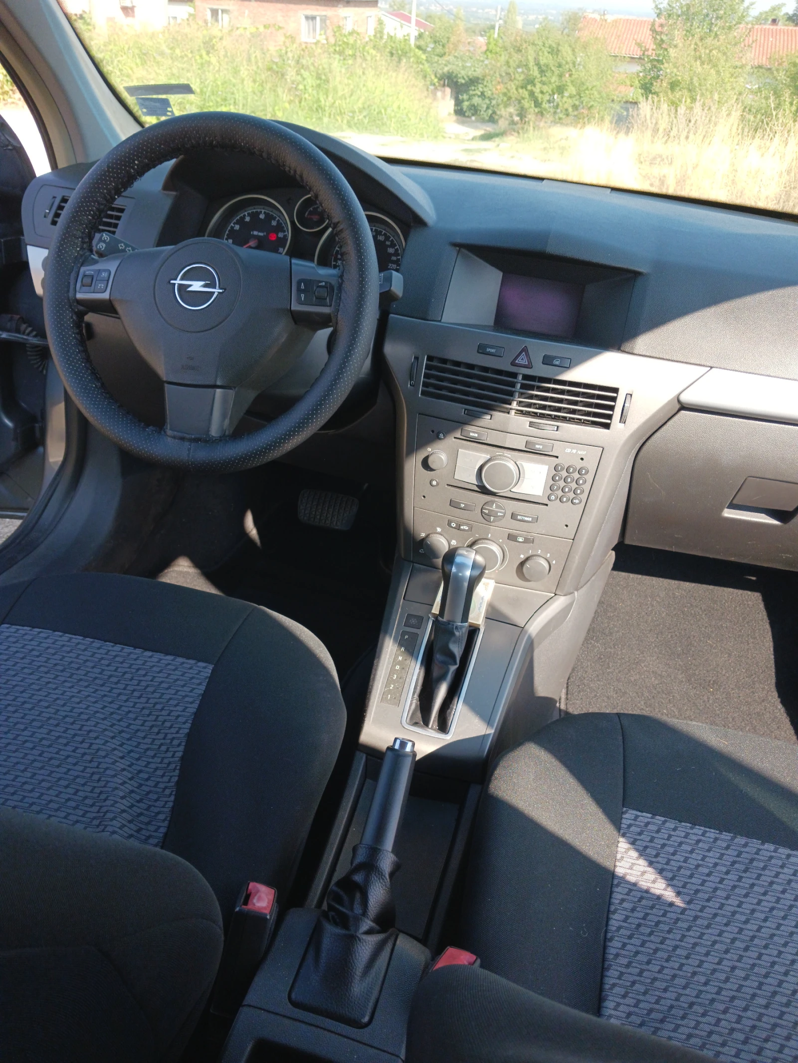 Opel Astra H, снимка 2 - Автомобили и джипове - 54374883