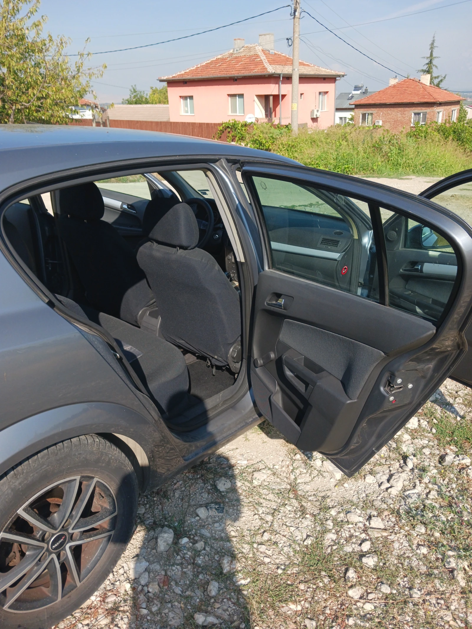 Opel Astra H, снимка 3 - Автомобили и джипове - 54374883