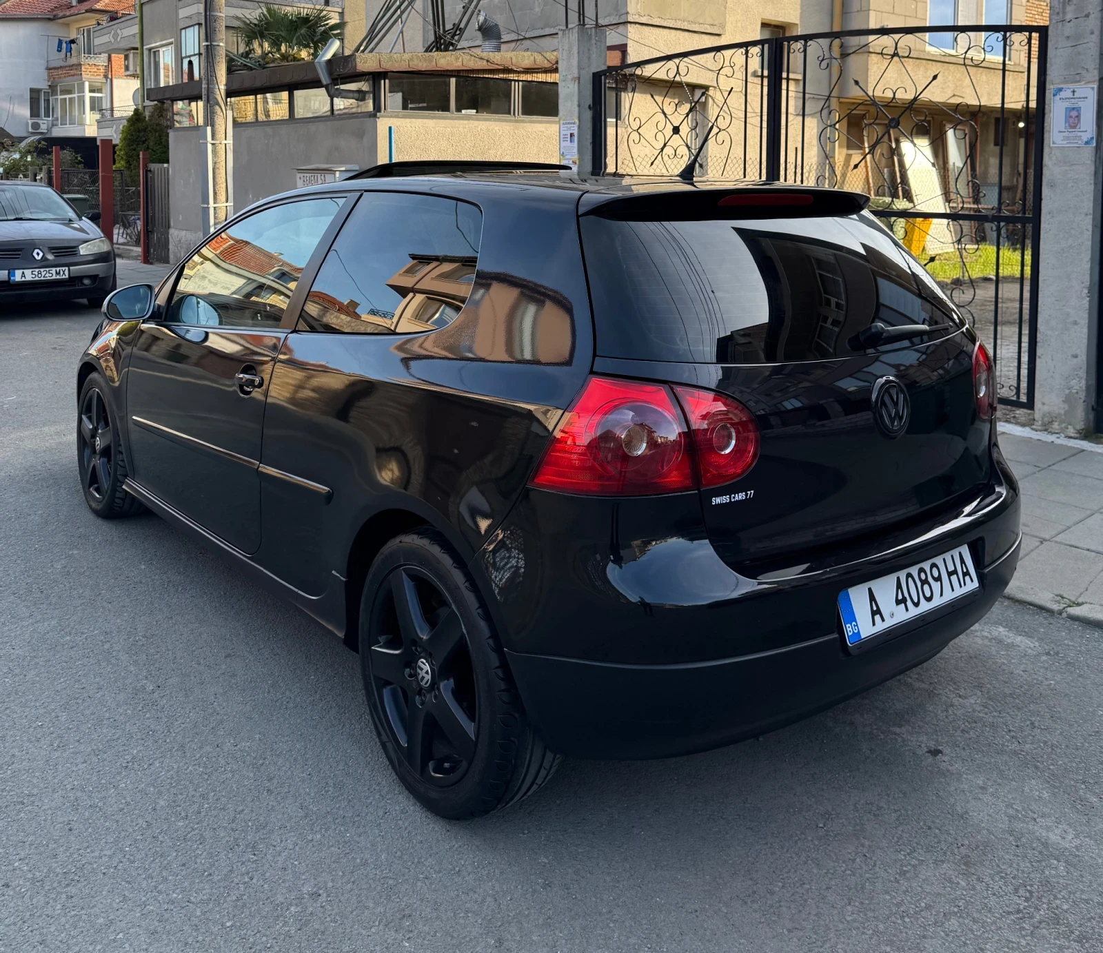 VW Golf 1.4TSI ОБСЛУЖЕН ПЪРВИ СОБСТВЕНИК ВИДЕО ЛИЗИНГ, снимка 4 - Автомобили и джипове - 54478212