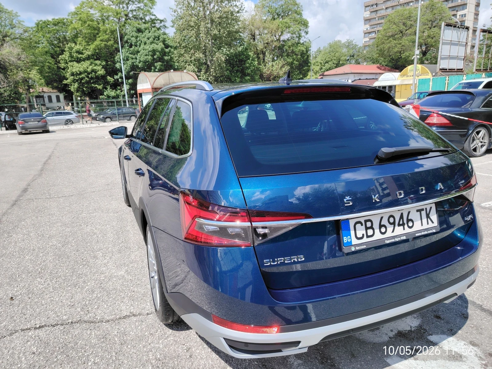 Skoda Superb SCOUT , снимка 3 - Автомобили и джипове - 54643542