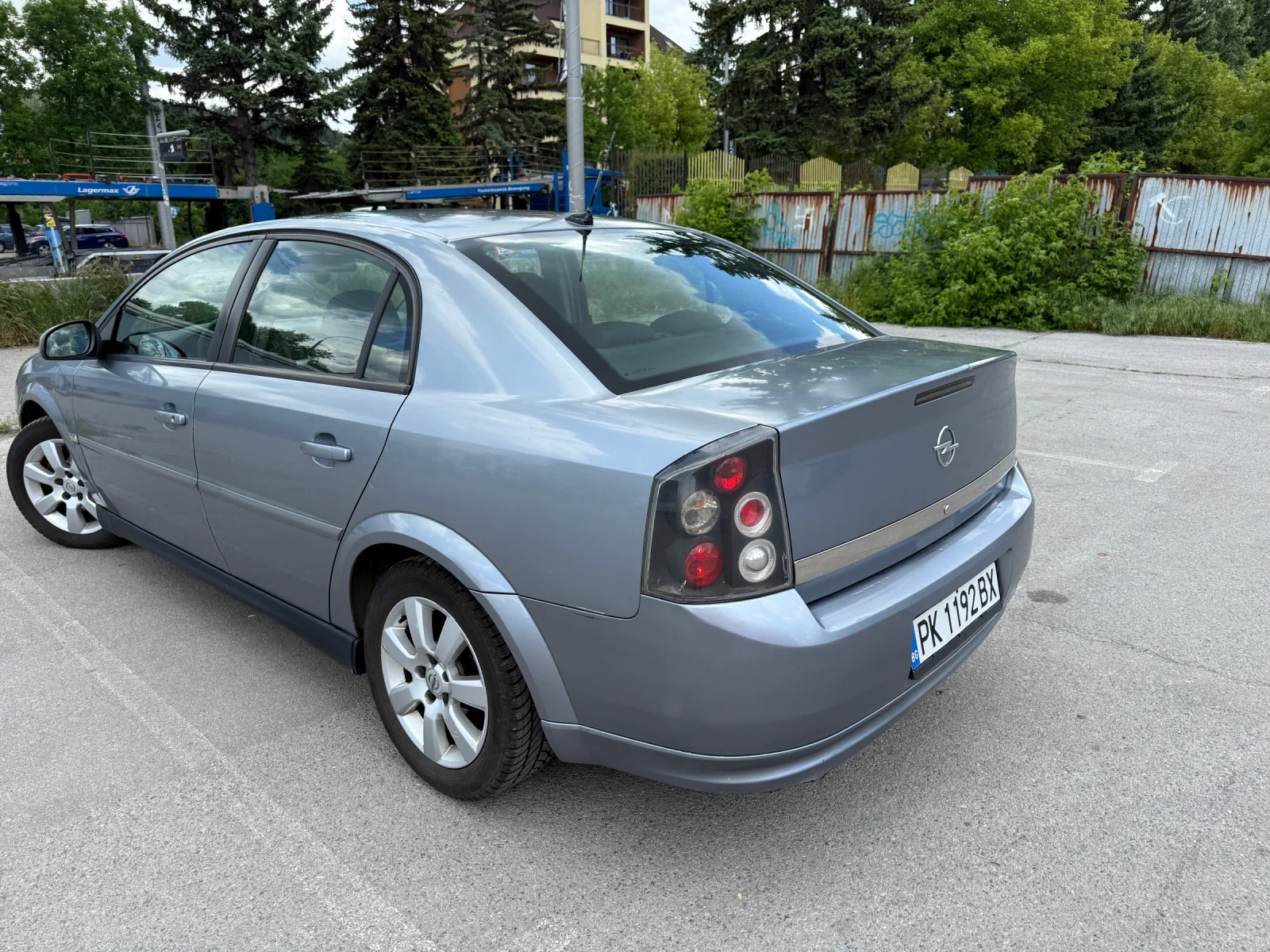 Opel Vectra 1, 8 122кс., снимка 3 - Автомобили и джипове - 54720979