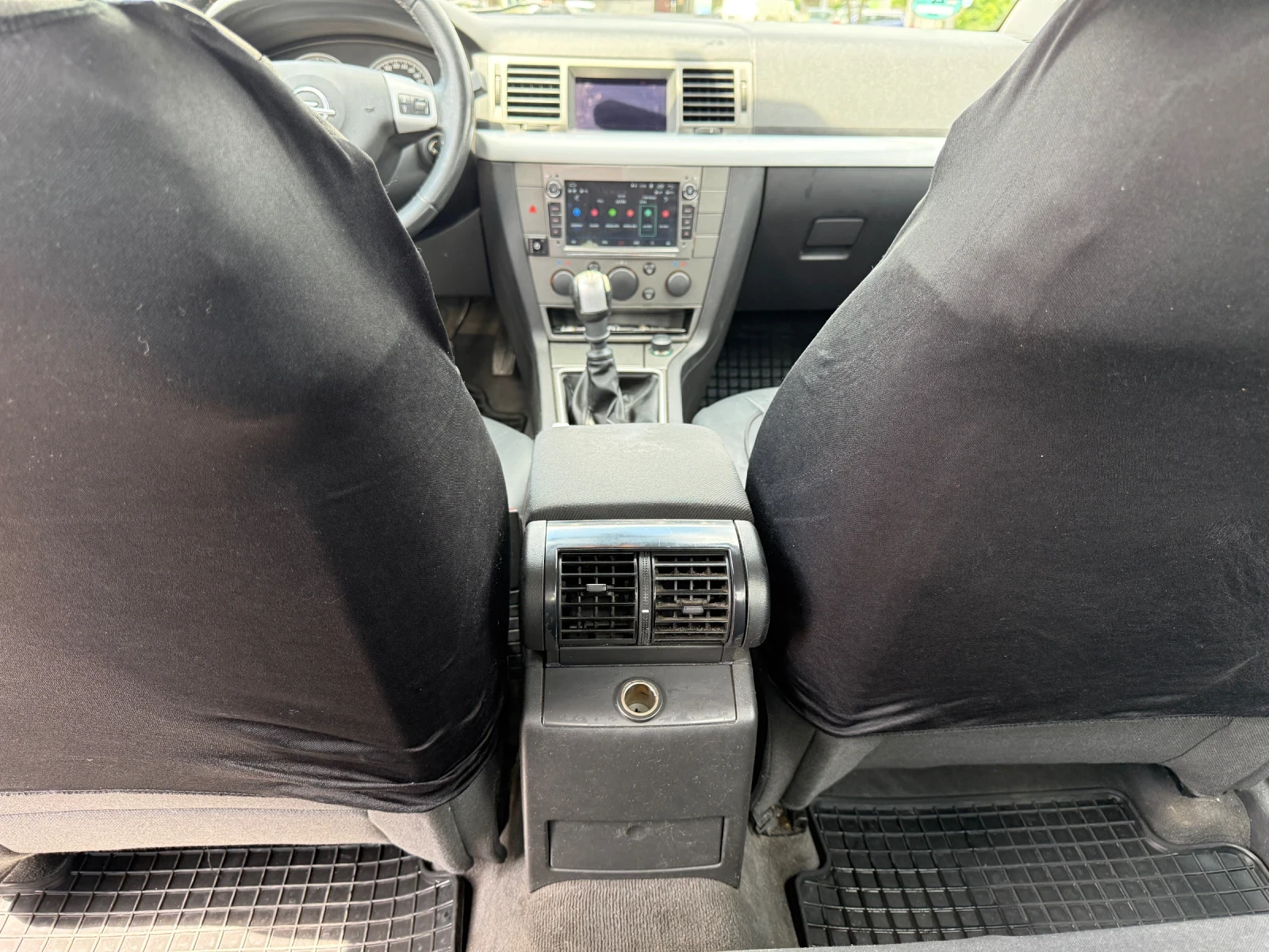 Opel Vectra 1, 8 122кс., снимка 14 - Автомобили и джипове - 54720979