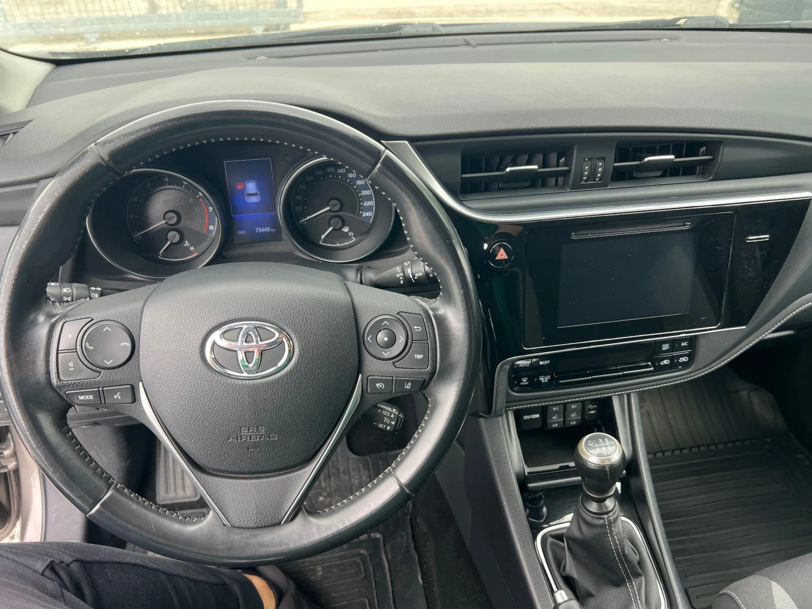 Toyota Auris 1.33 99 ���� ������ 2018� ���� 6b 79000��! | Mobile.bg � ����������� 12