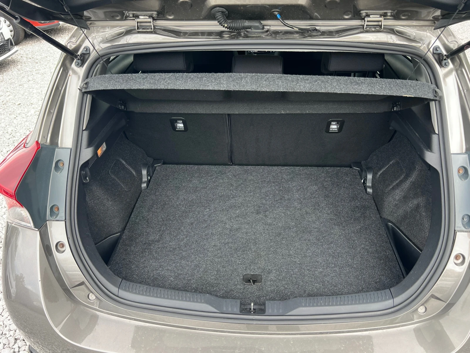 Toyota Auris 1.33 99 ���� ������ 2018� ���� 6b 79000��! | Mobile.bg � ����������� 8