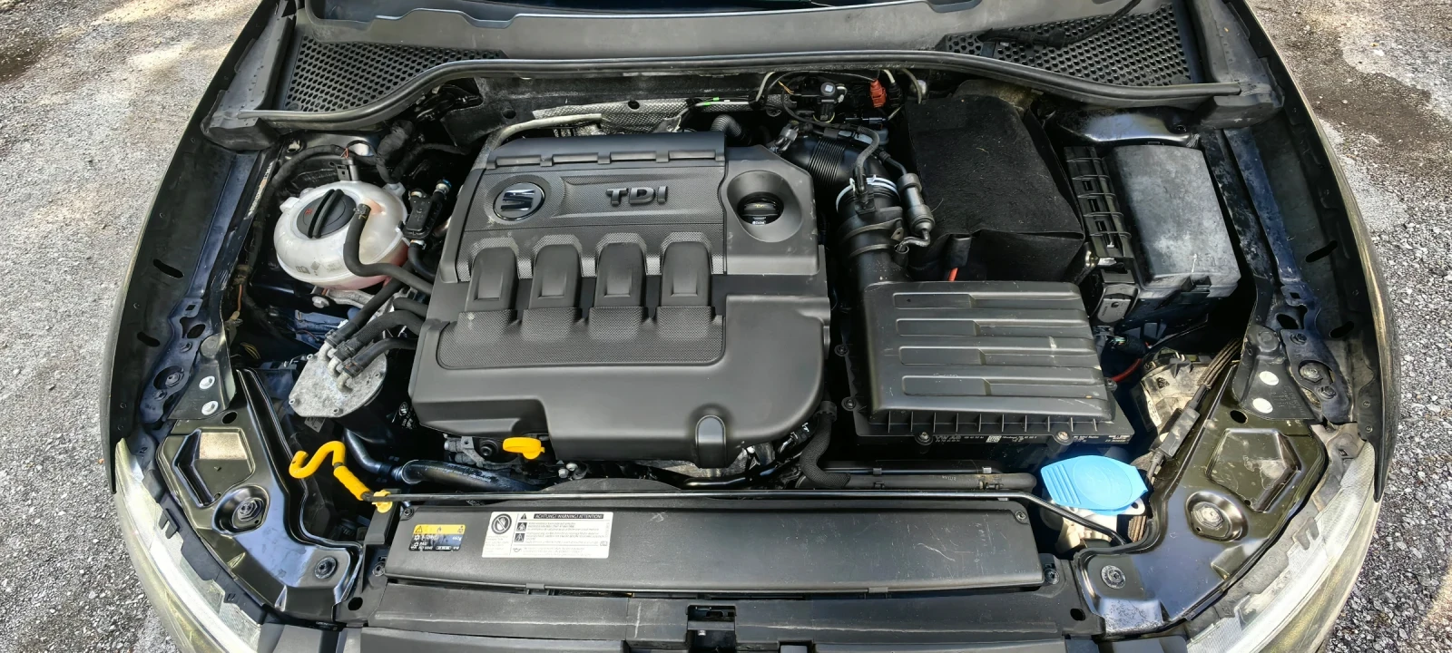 Seat Leon Seat Leon FR 2.0 TDI 150hp CRL , снимка 12 - Автомобили и джипове - 54911902