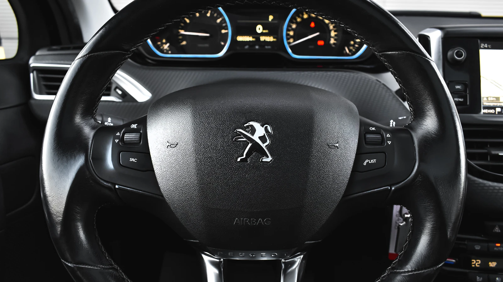 Peugeot 2008 Active 1.2 PureTech Automatic, снимка 10 - Автомобили и джипове - 55135200