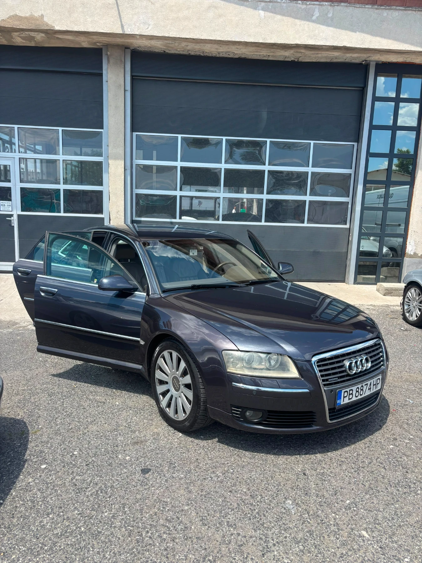 Audi A8 4.2 bitdi на пружини