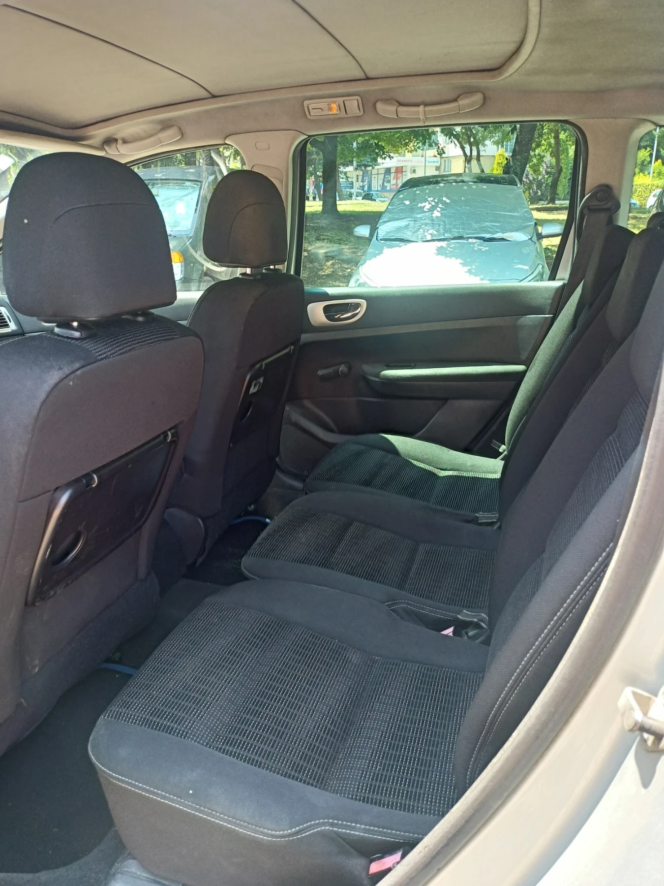 Peugeot 307 1.6 HDI, снимка 8 - Автомобили и джипове - 55332111
