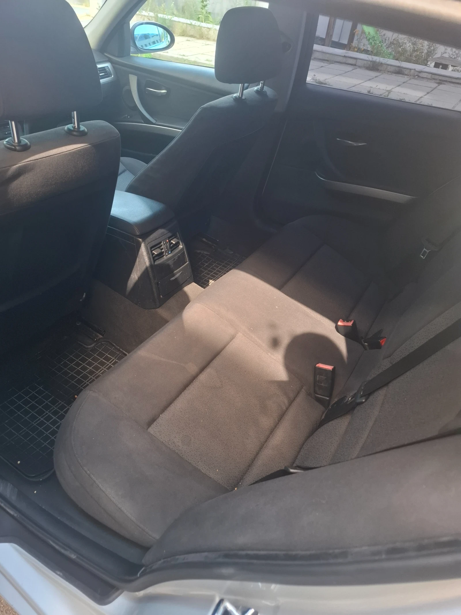 BMW 320, снимка 9 - Автомобили и джипове - 55545122