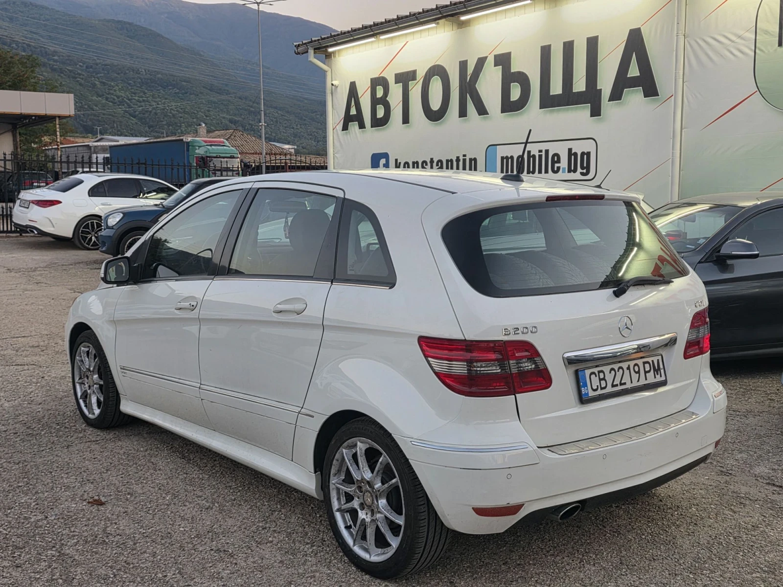 Mercedes-Benz B 200 Cdi | Автоматик | Топ състояние , снимка 3 - Автомобили и джипове - 55729359