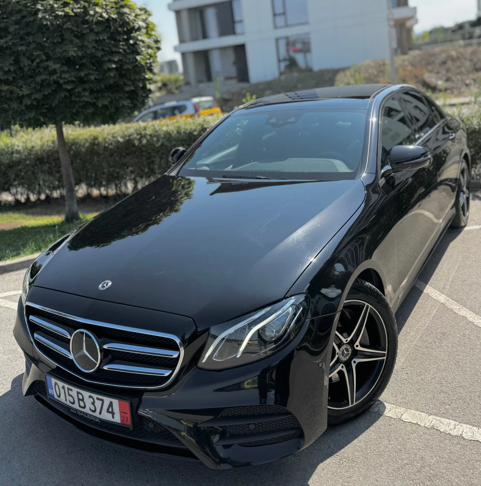 Mercedes-Benz E 200 AMG Line* EQBoost* Burmester* Full Led, снимка 6 - Автомобили и джипове - 55833366
