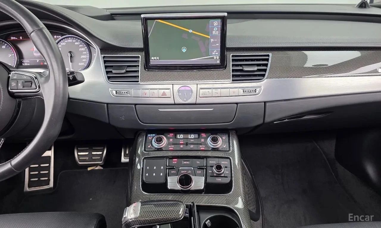 Audi S8 4.0 TFSI quattro, снимка 14 - Автомобили и джипове - 55995911