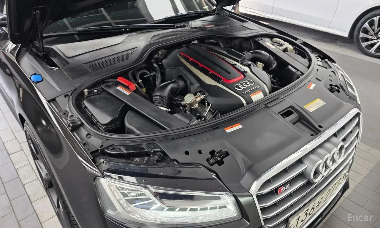 Audi S8 4.0 TFSI quattro, снимка 6 - Автомобили и джипове - 55995911