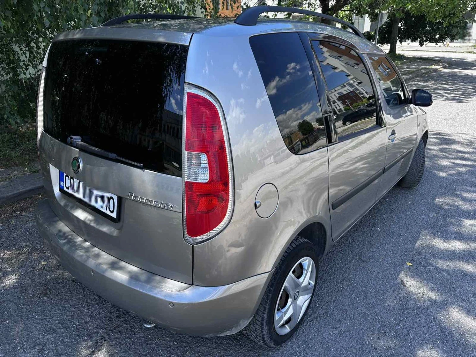 Skoda Roomster, снимка 9 - Автомобили и джипове - 56097563