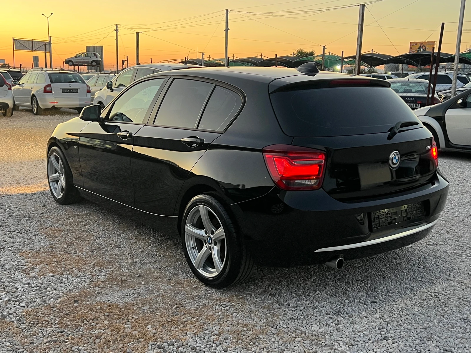 BMW 116 ЛИЗИНГ-КОЖА-КЛИМА, снимка 6 - Автомобили и джипове - 56121208