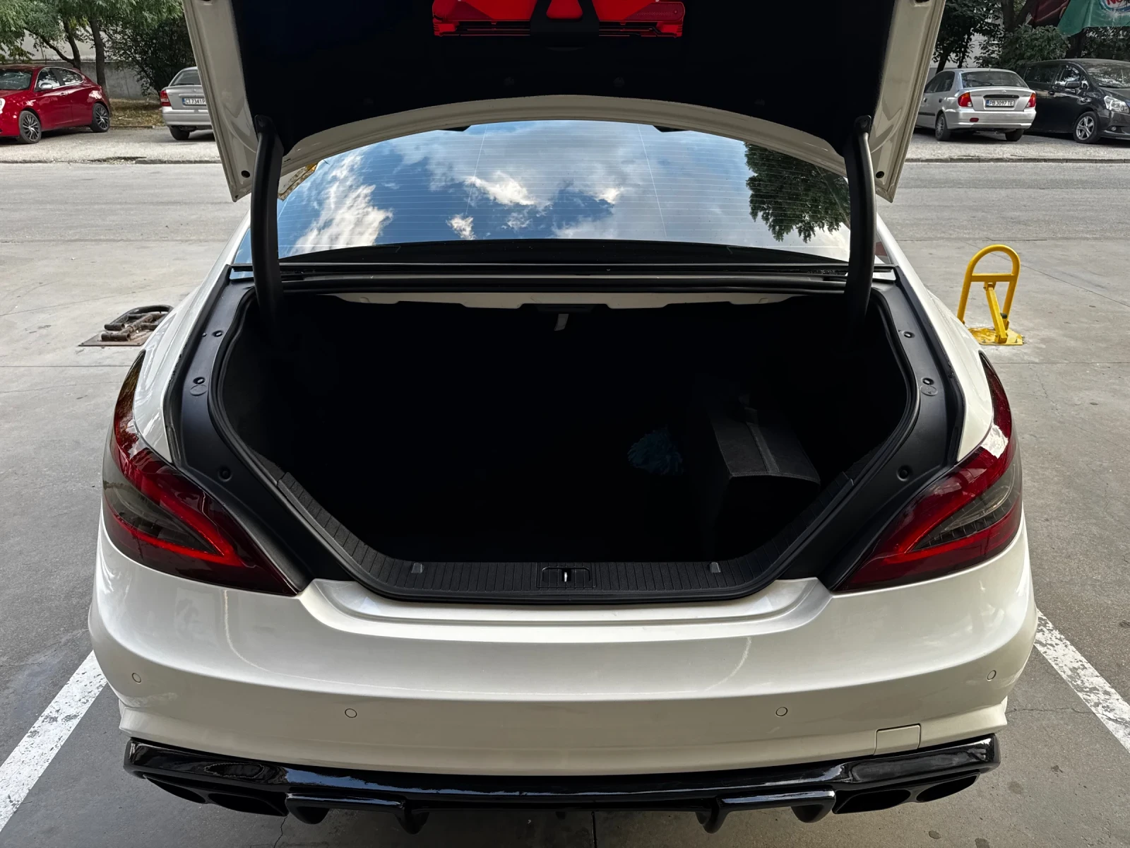 Mercedes-Benz CLS 350, снимка 15 - Автомобили и джипове - 56232464