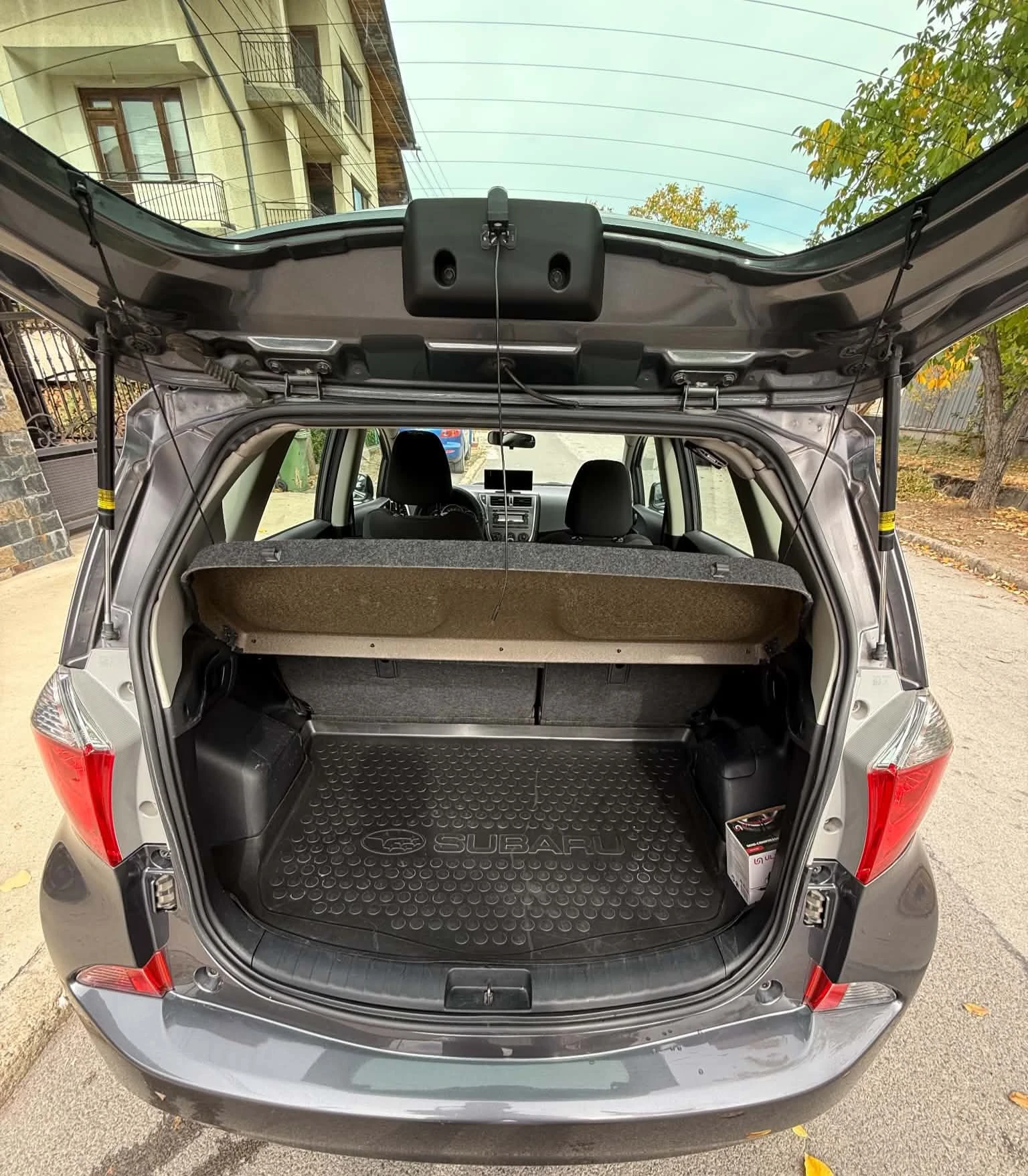 Subaru Trezia, снимка 8 - Автомобили и джипове - 56449360