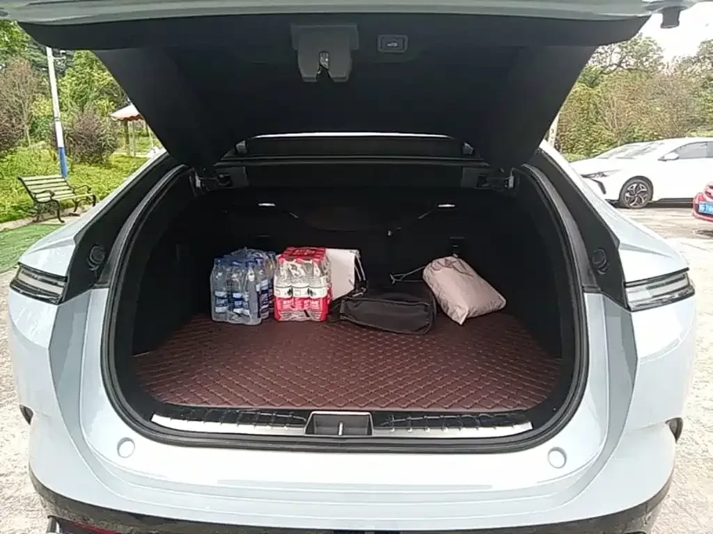 Avatr 12 650 Triple Laser AWD Performance Edition 2023, снимка 15 - Автомобили и джипове - 56704080
