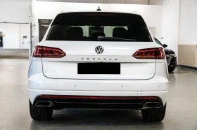 VW Touareg 4.0TDI* V8* R-LINE* NIGHT Pack* Panorama* VIRTUAL*, снимка 5