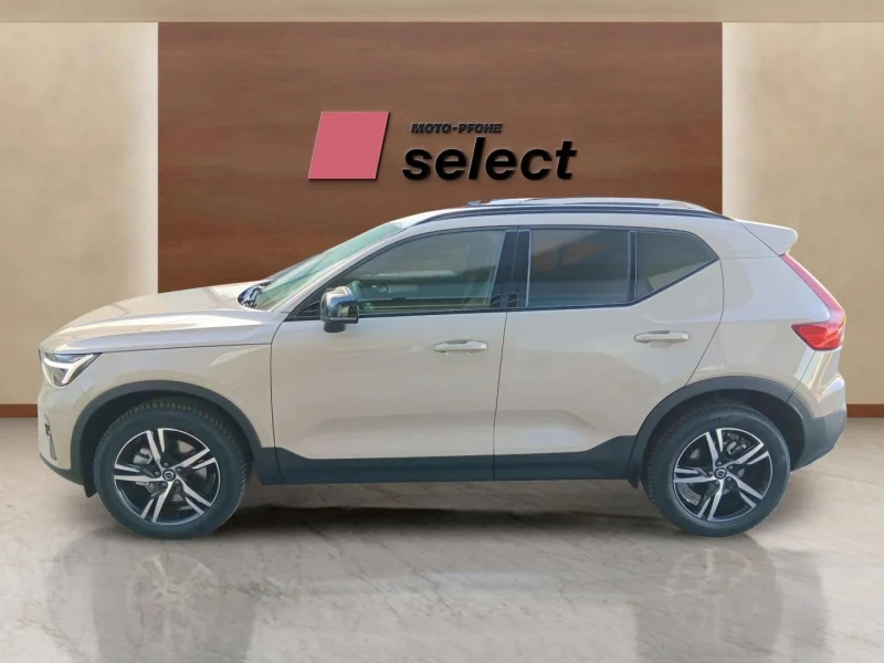 Volvo XC40 2.0, снимка 8 - Автомобили и джипове - 52449613