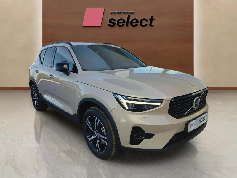 Volvo XC40 2.0, снимка 3 - Автомобили и джипове - 52449613