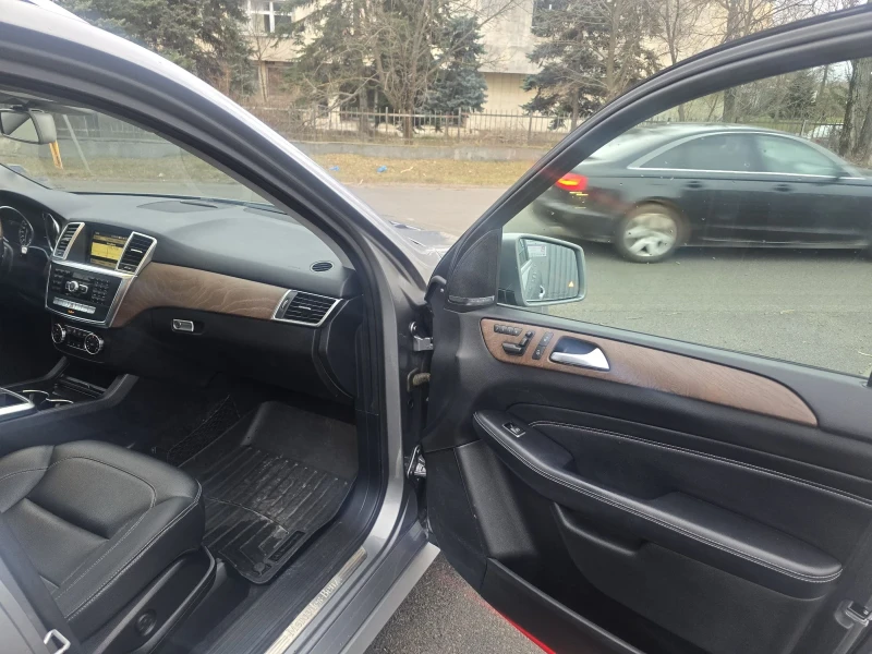 Mercedes-Benz ML 350, снимка 16 - Автомобили и джипове - 53012300