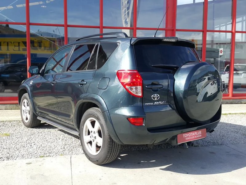 Toyota Rav4 2.0 VVT-I - изображение 3