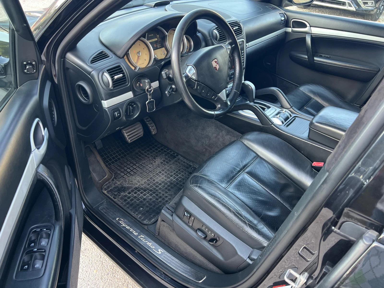 Porsche Cayenne TURBO S, 4.5i | Mobile.bg   11