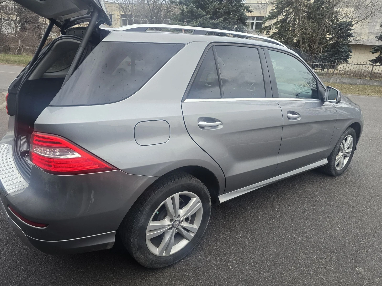 Mercedes-Benz ML 350  - изображение 5
