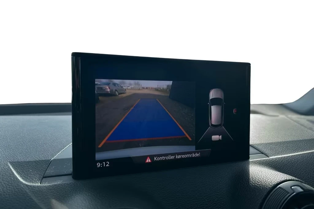 Audi Q2 Sport 2.0tdi 150PS S-tr. Quattro DK, снимка 11 - Автомобили и джипове - 54316224