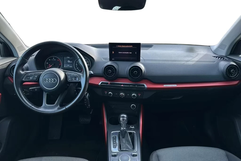 Audi Q2 Sport 2.0tdi 150PS S-tr. Quattro DK, снимка 13 - Автомобили и джипове - 54316224