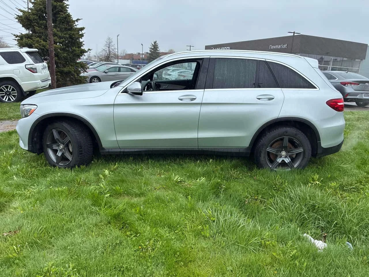 Mercedes-Benz GLC 300 | ПОДГРЕВ  | ПАНОРАМА  | + ГУМИ ДЖАНТИ | , снимка 2 - Автомобили и джипове - 54458518