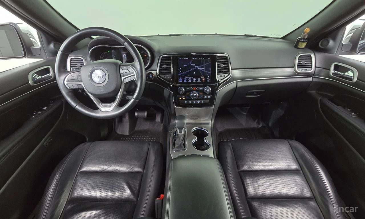 Jeep Grand cherokee 3.6* V6* 8ZF* ПОДГРЕВ* ОБДУХВАНЕ* КАМЕРА* МЪРТВА* , снимка 7 - Автомобили и джипове - 55132435