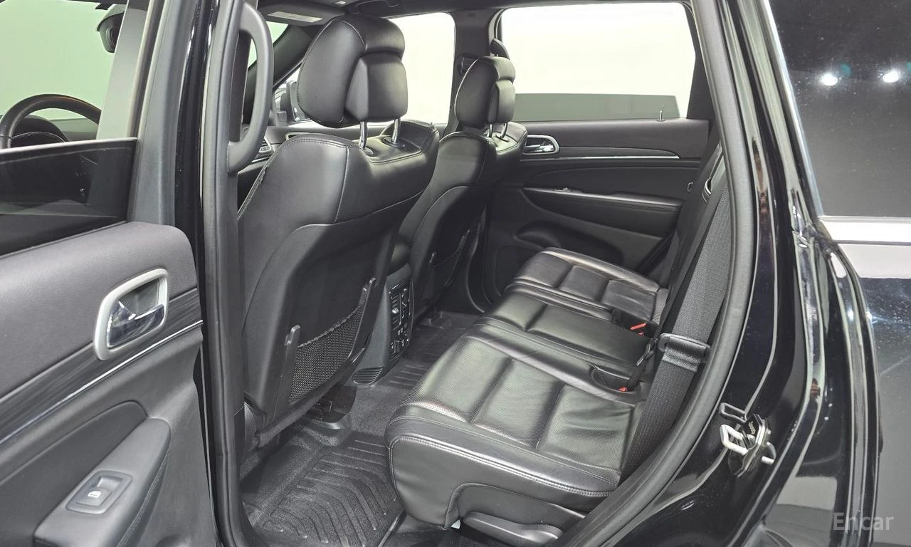 Jeep Grand cherokee 3.6* V6* 8ZF* ПОДГРЕВ* ОБДУХВАНЕ* КАМЕРА* МЪРТВА* , снимка 15 - Автомобили и джипове - 55132435