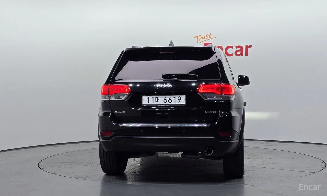 Jeep Grand cherokee 3.6* V6* 8ZF* ПОДГРЕВ* ОБДУХВАНЕ* КАМЕРА* МЪРТВА* , снимка 4 - Автомобили и джипове - 55132435