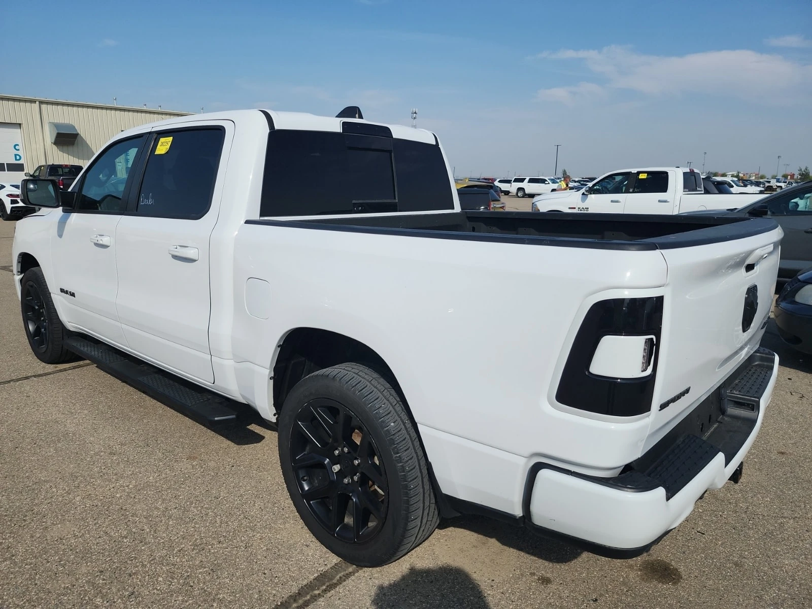Dodge RAM 1500 SPORT| ПАМЕТ| ОБДУХВАНЕ| 2 КЛЮЧА| , снимка 4 - Автомобили и джипове - 55842753